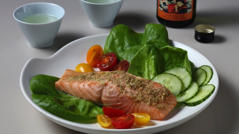 Sake_lemon_steamed_salmon_recipe