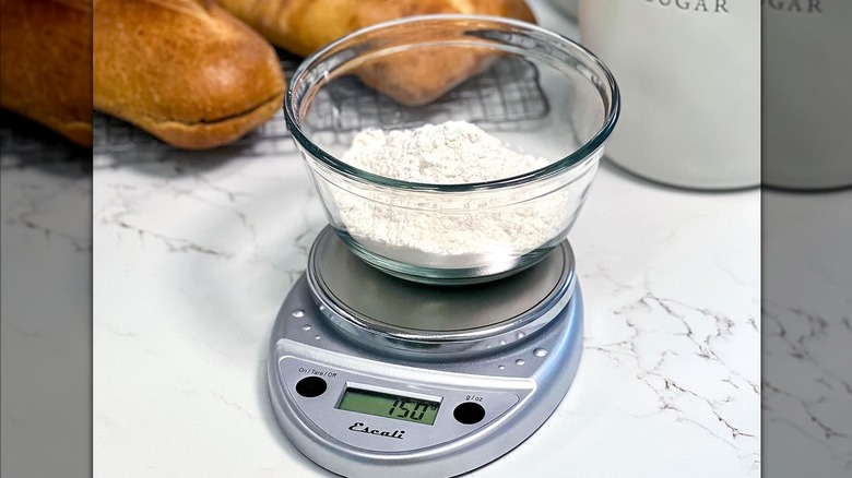 Escali digital kitchen scale
