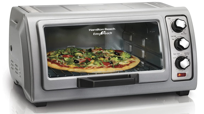Hamilton Beach Easy Reach Toaster Oven cooking pizza