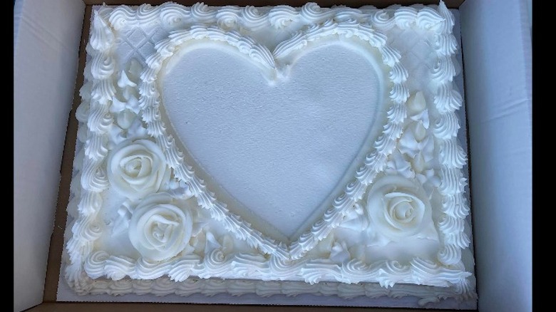 Costco's white wedding cake
