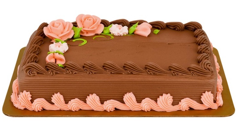 Stop & Shop's chocolate sheet cake