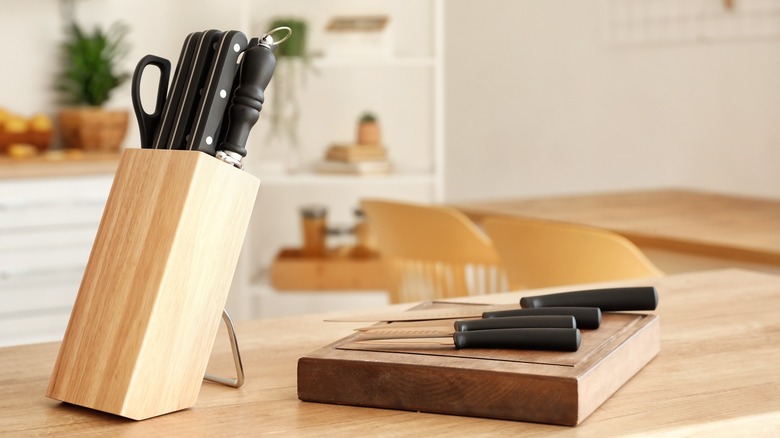 knife block on counter
