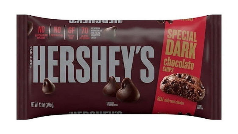 Hershey's dark chocolate bar
