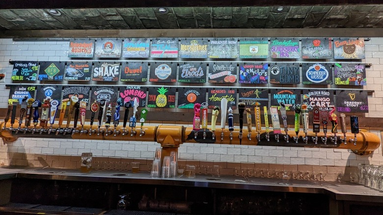 Von Elrod's beer taps