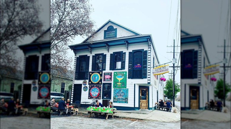 Elizabeth's Restaurant exterior