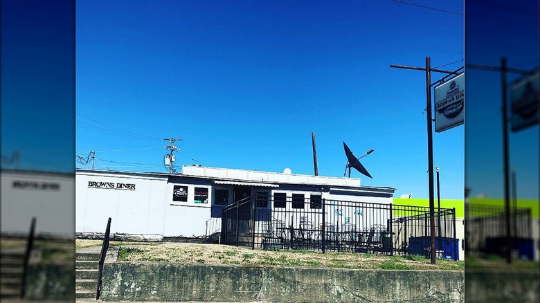 Brown's diner exterior