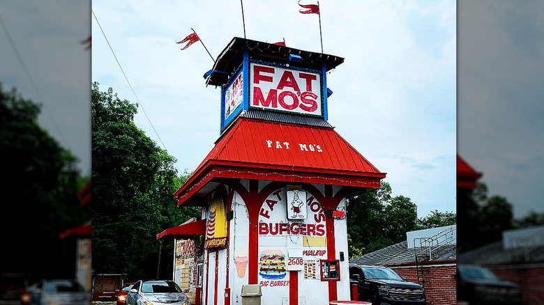 Fat Mo's exterior