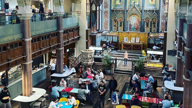 Mercato Mayfair interior