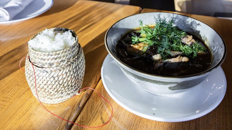 Thip Khao dish and drink.