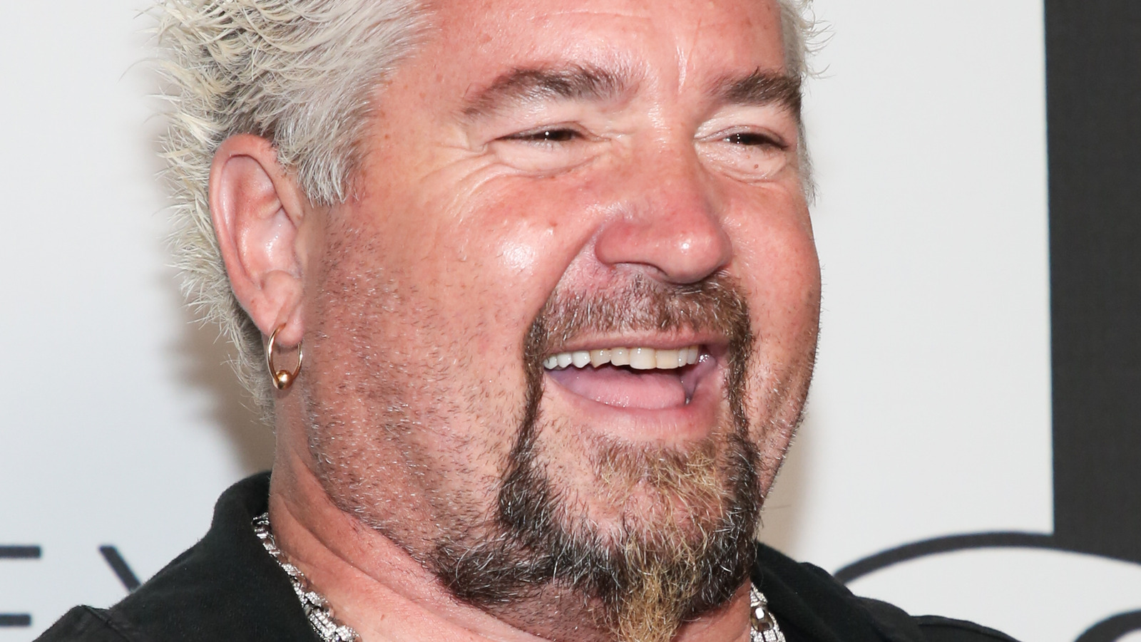 16 Of Our Favorite Diners, DriveIns And Dives Restaurants