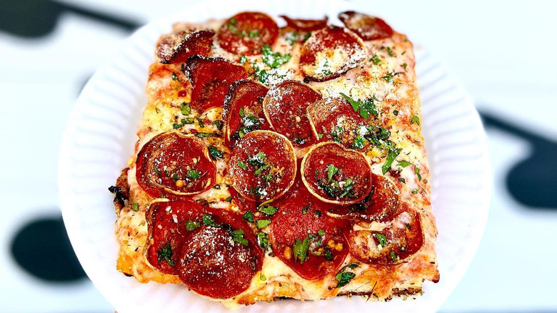 sicilian pepperoni pizza cup and char