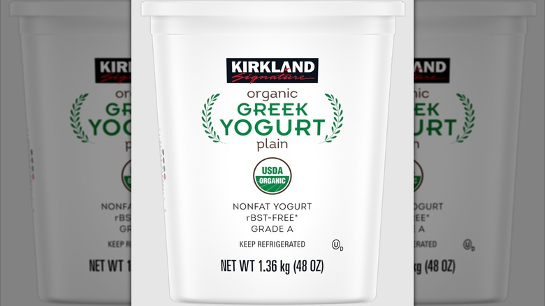 Kirkland Signature Organic Greek Yogurt container