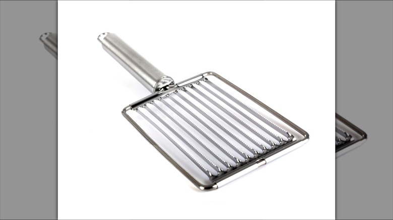 Tomato slicer