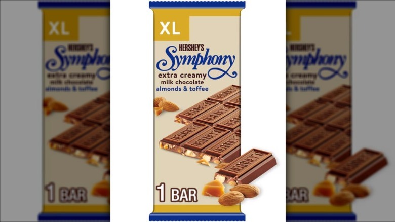 An XL Hershey's Symphony Milk Chocolate with Almonds and Toffee Bar
