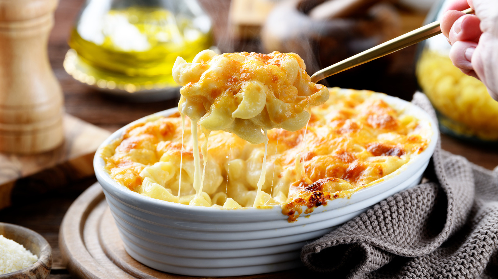 The 9 Best Mac & Cheese Dishes You Can Order At A Chain Restaurant, According To Reviews