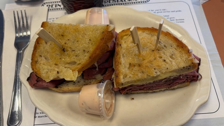 Rein's Deli Reuben