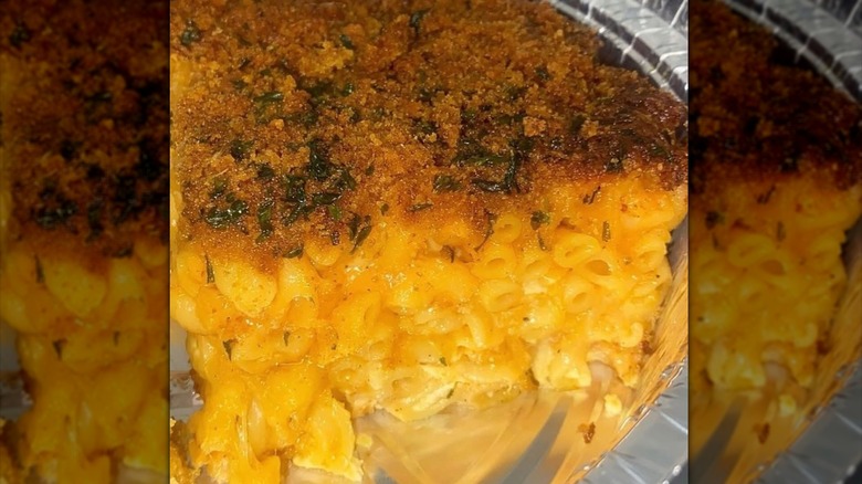 Close-up of Harmony's Kitchen mac and cheese