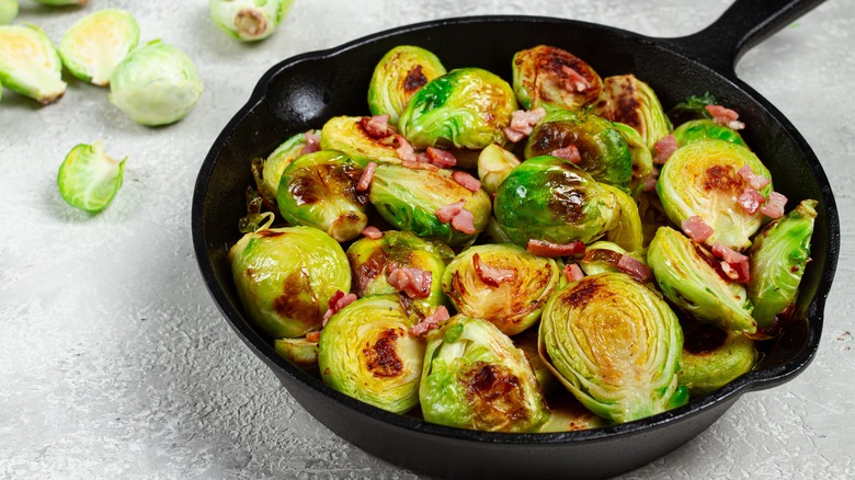 Roasted Brussels sprouts with bacon