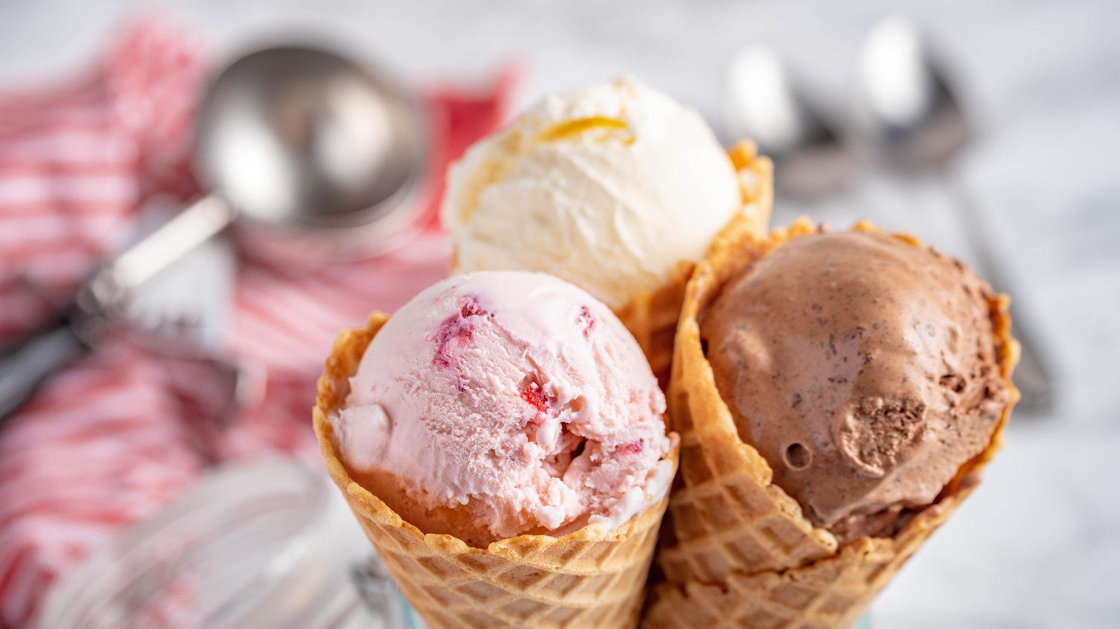 The Aluminum Foil Hack For MessFree Ice Cream Experiences