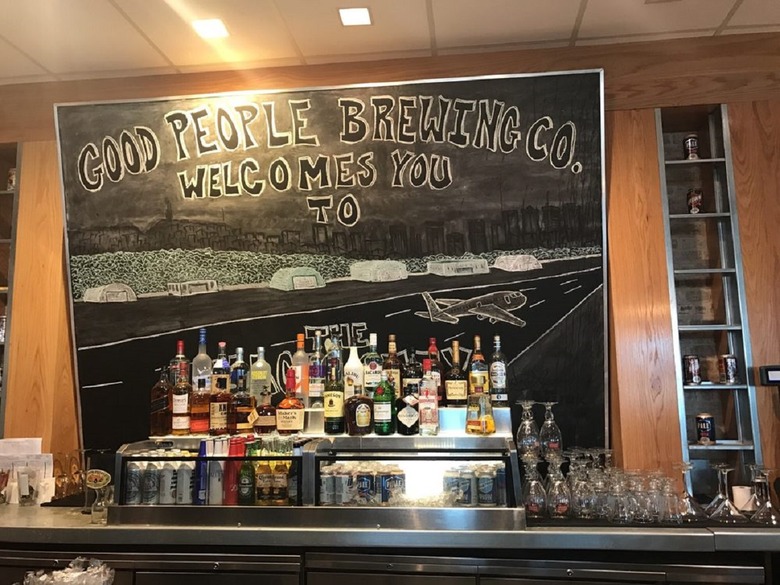 Alabama: Birmingham Brewhouse (Birmingham-Shuttlesworth International Airport)