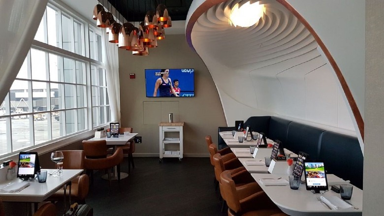 New Jersey: Classified (Newark Liberty International Airport)