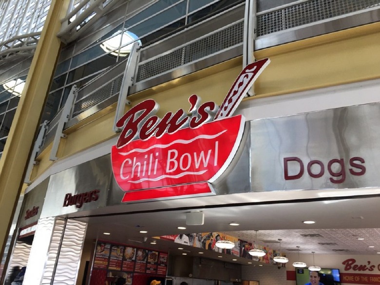 Virginia: Ben's Chili Bowl (Ronald Reagan Washington National Airport)