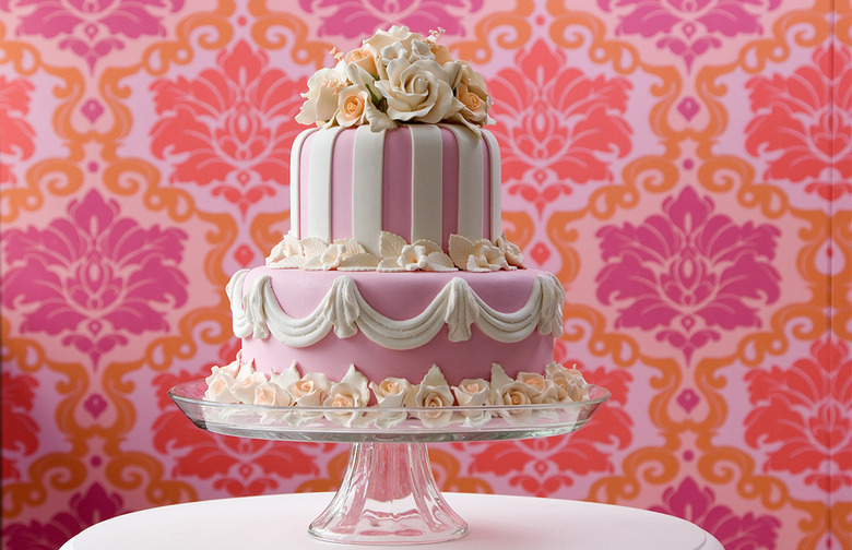 Worst: Colorful Wedding Cakes