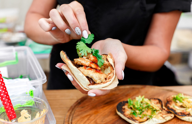 Best: Customizable Food Stations