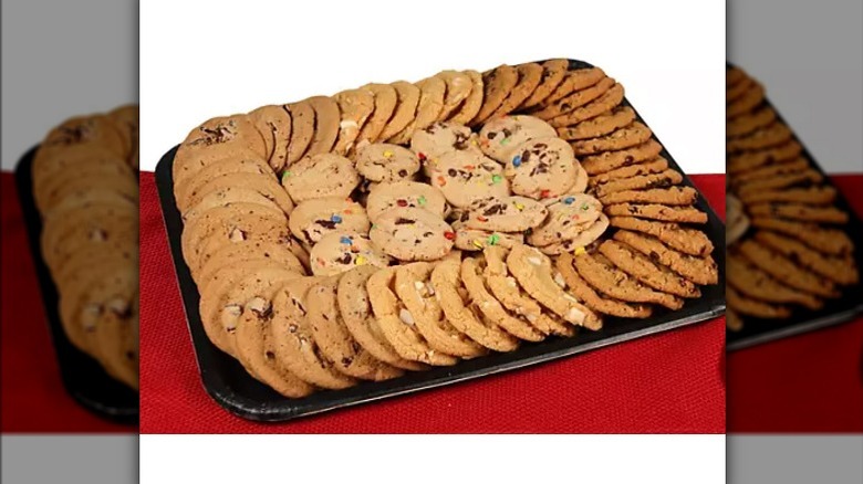 tray of cookies