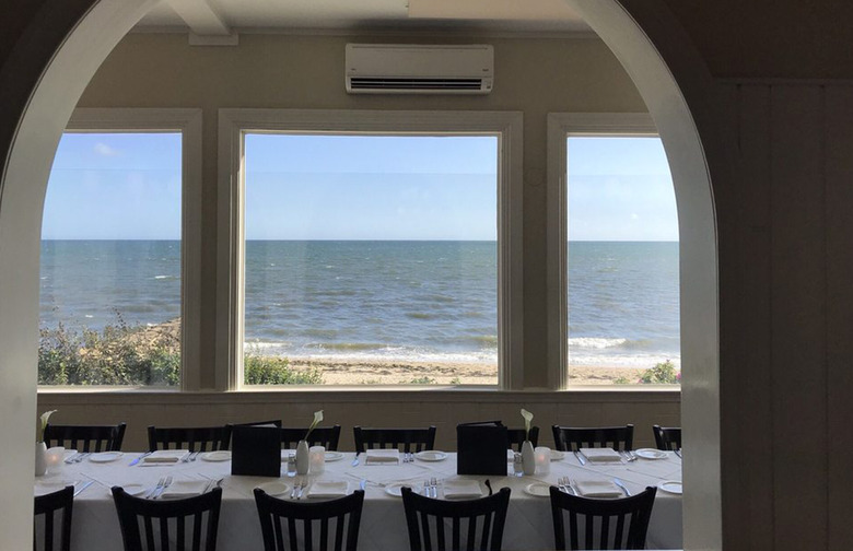 Ocean House Restaurant (Dennis Port, Mass.)