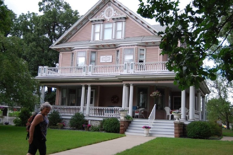 North Dakota: Dakotah Rose (Minot)