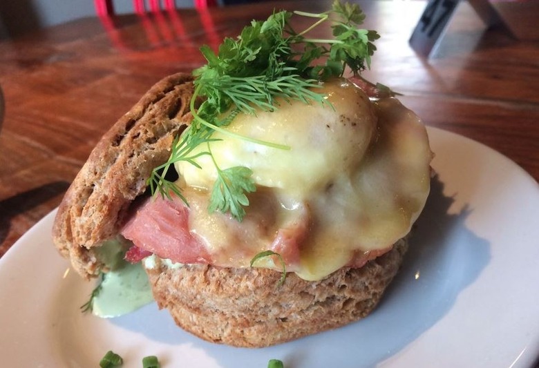 Alabama: Croque Madame, Alabama Biscuit Co. (Birmingham) 