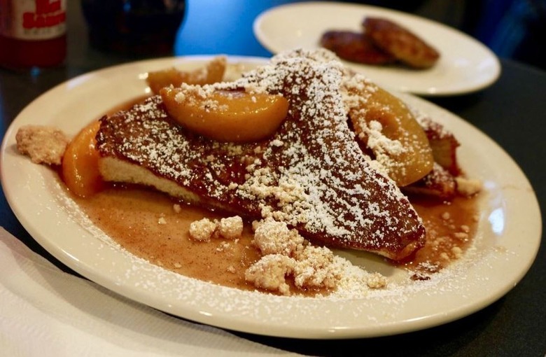 Georgia: Peach Cobbler French Toast, Atlanta Breakfast Club (Atlanta)