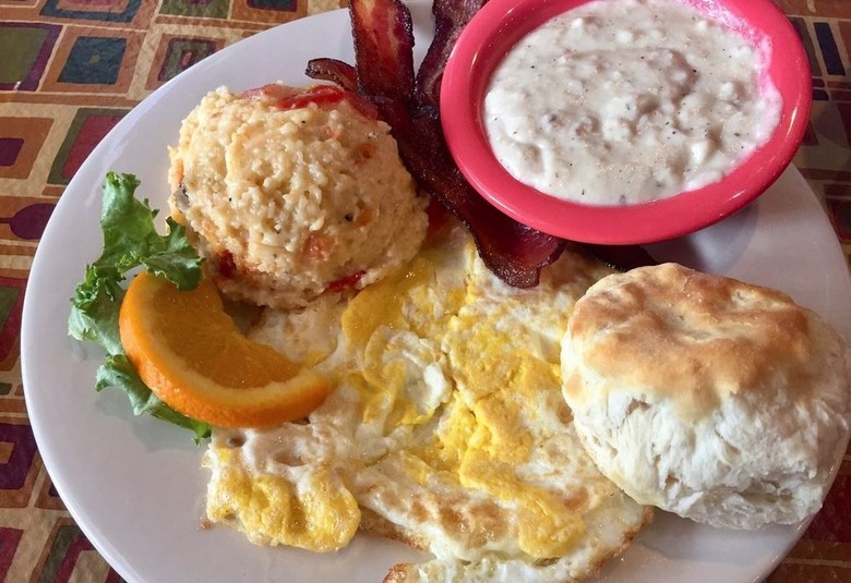 Kentucky: Chevy Chase Special, Josie's (Lexington)