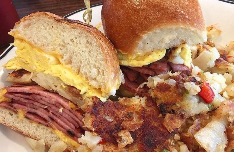 New Jersey: Taylor Ham, Egg, and Cheese, Tops Diner (East Newark)