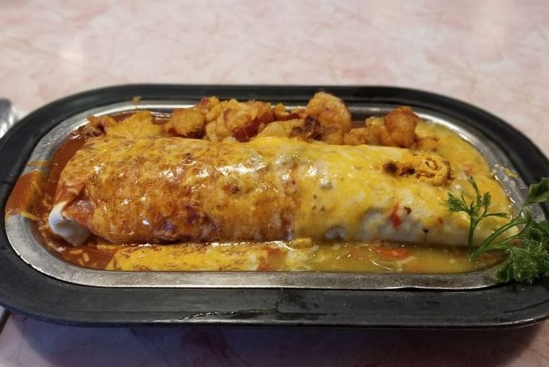 New Mexico: Breakfast Burrito, The Pantry (Santa Fe) 