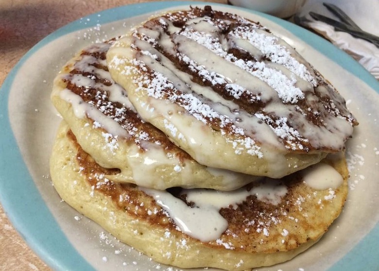 North Dakota: Cinnamon Roll Pancakes, Darcy's Café (Grand Forks)