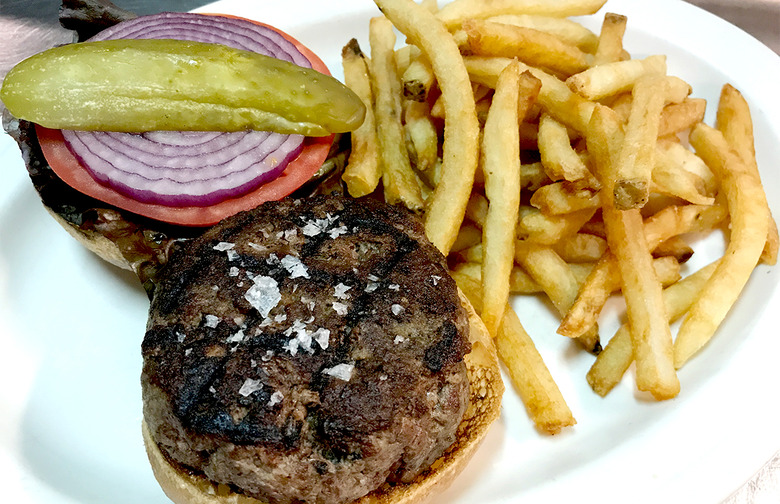 #9 Hamburger, Keens Steakhouse 