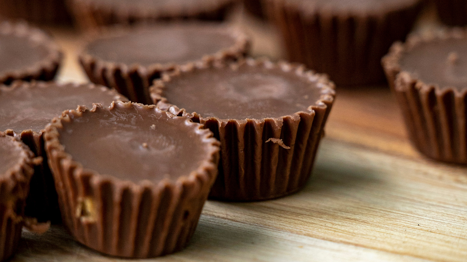 The Best Cheese Pairing For Reese's Peanut Butter Cups, According To The Pros - Vimarsana News