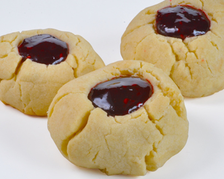 The Best Christmas Cookie Recipes Sugar Cookies, Peppermint Swirl Cookies and More