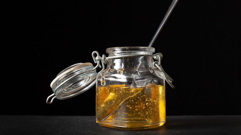 Agave syrup in a jar