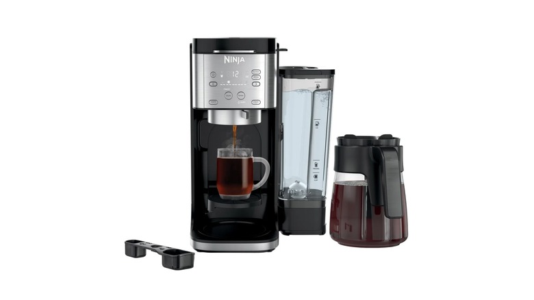Ninja DualBrew  Coffee Maker with accessories