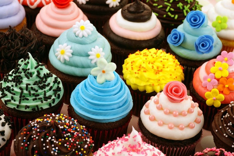 Babycakes Mini Cupcake Liners, Pastel