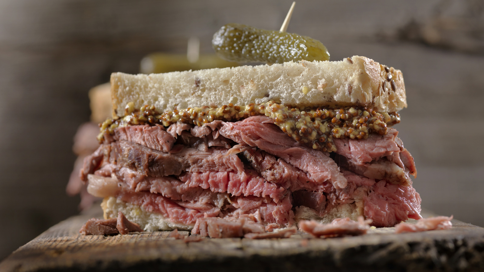 The Best Cut Of Beef To Use For A Mouthwatering Sandwich the-best-cut-of-beef-to-use-for-a-mouthwatering-sandwich
