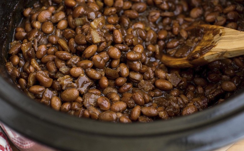 Slow Cooker Baked Beans With Bacon
