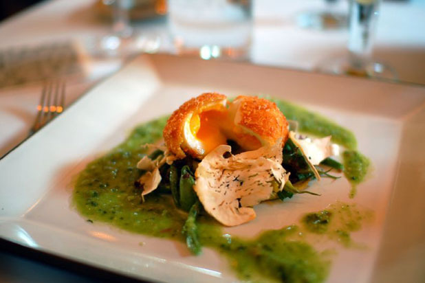 Allison Beck, Entertain Editor