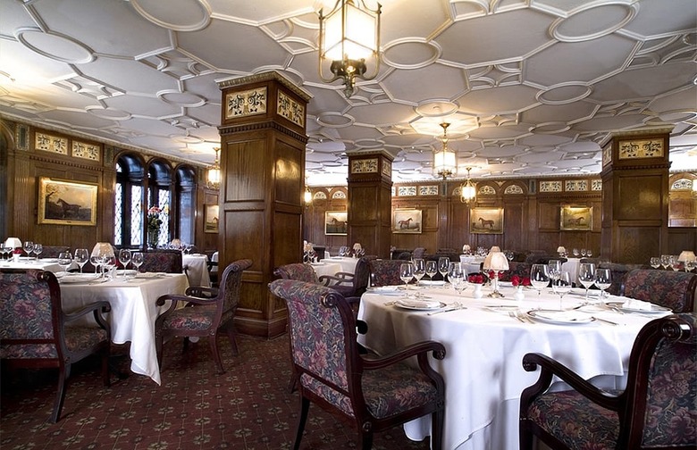 Best Hotel Restaurant: The English Grill (Louisville)