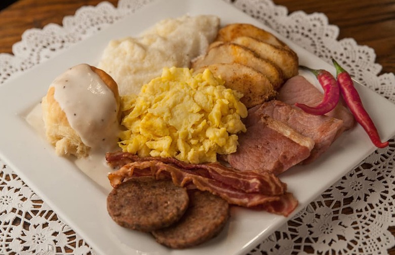 Best All-You-Can-Eat Deal: Brook Shaw's Old Country Store (Jackson)