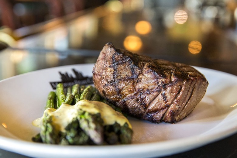 Best Steakhouse: Metropolitan Grill (Seattle)
