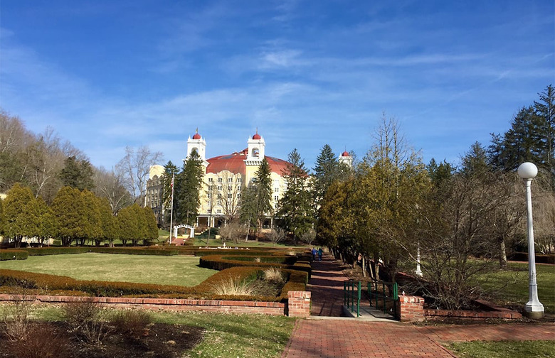 Indiana: West Baden Springs Hotel (West Baden Springs)